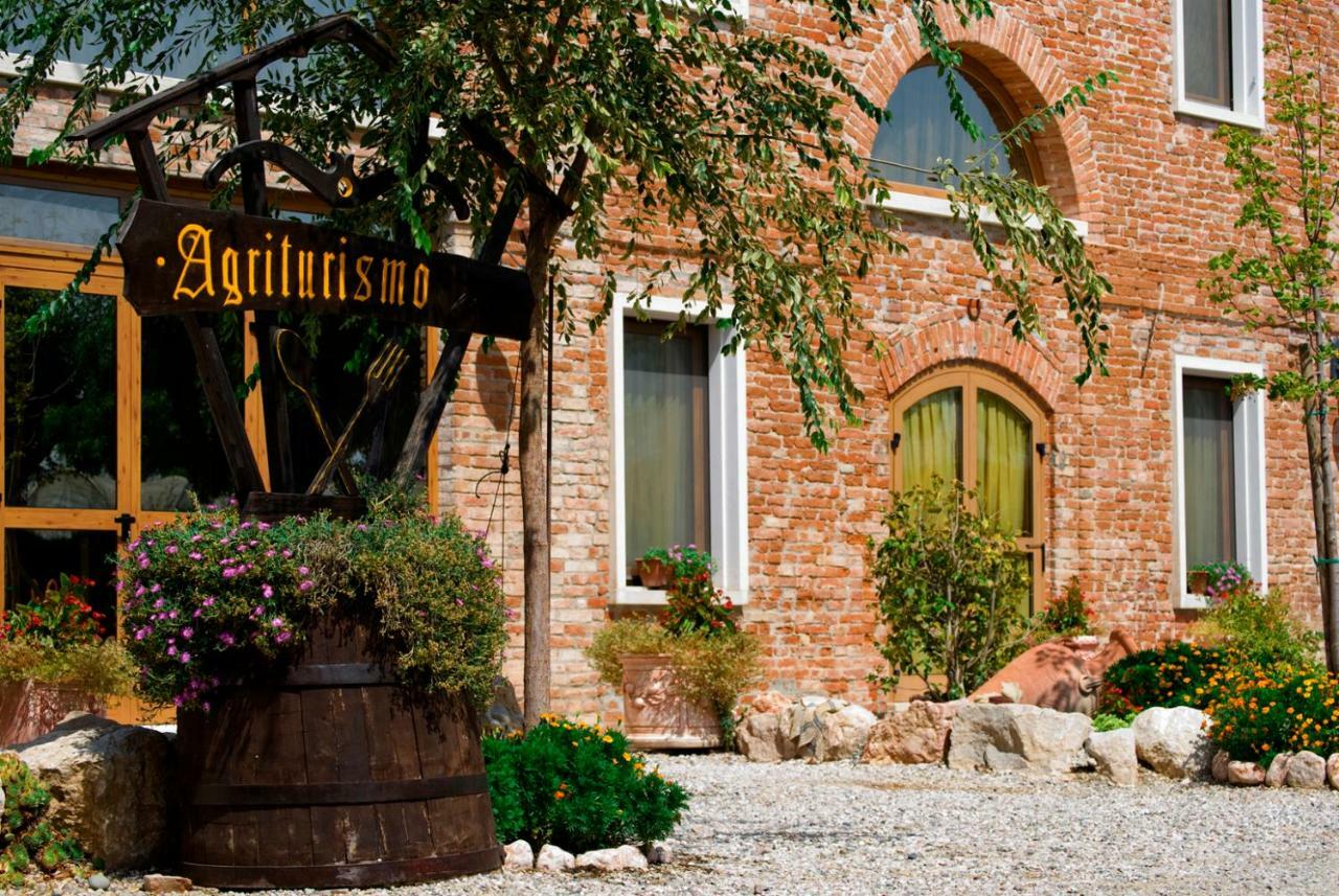 All'Albaro Agriturismo Salizzole Экстерьер фото