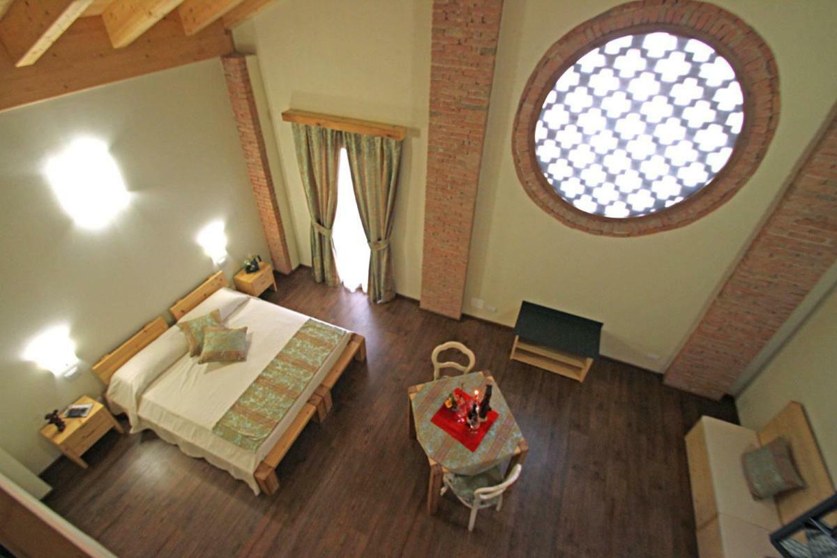 All'Albaro Agriturismo Salizzole Экстерьер фото